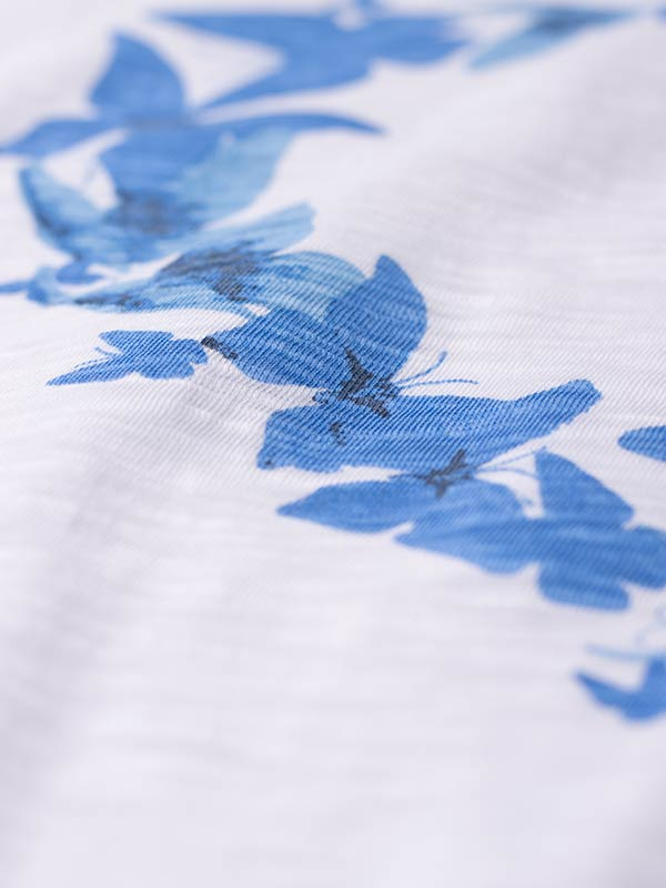 SBELLA - Plus Size T-skjorte fra Studio