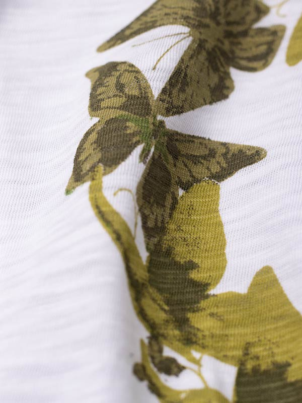 SBELLA - Plus Size T-skjorte fra Studio