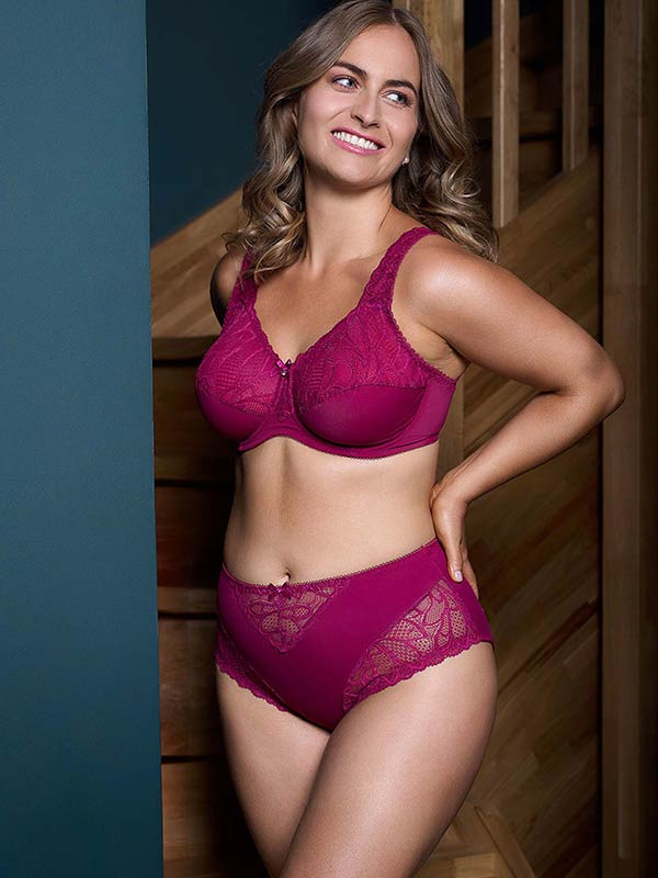 BEATE - Plus Size BH med bøyle fra Plaisir