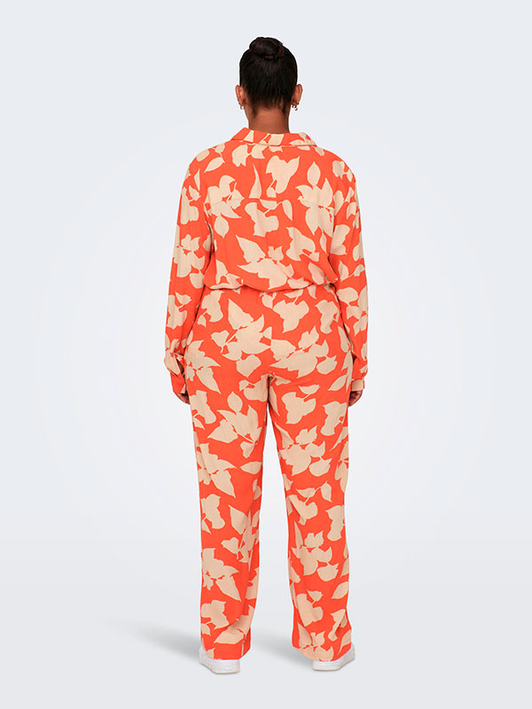 EMERSON - Løse orange bukser med beige print  fra Only Carmakoma
