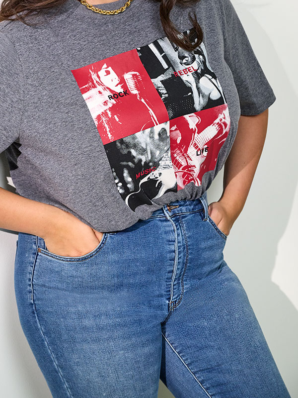 CARICONIC - Plus Size Jeans fra Only Carmakoma