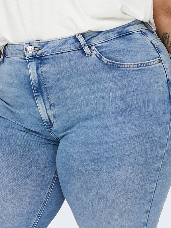 CARWILLY - Plus Size Jeans fra Only Carmakoma