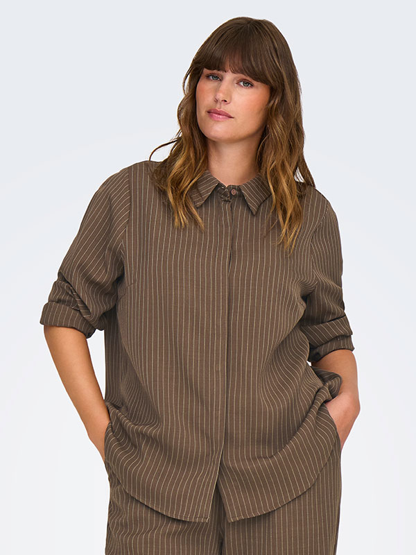 CARPINNY - Plus Size Skjorte fra Only Carmakoma
