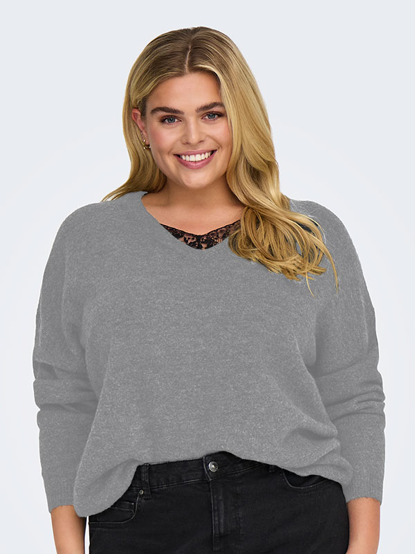 CARMANIFESTA - Plus Size Genser fra Only Carmakoma