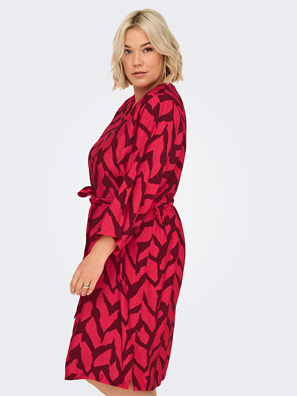 CARBERIET - Plus Size Kjole fra Only Carmakoma