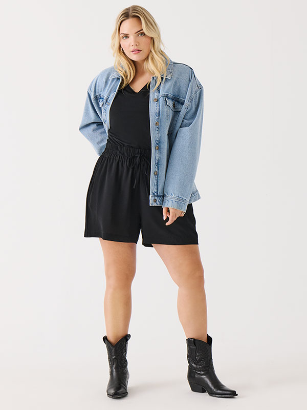 CARLUX - Plus Size Shorts fra Only Carmakoma