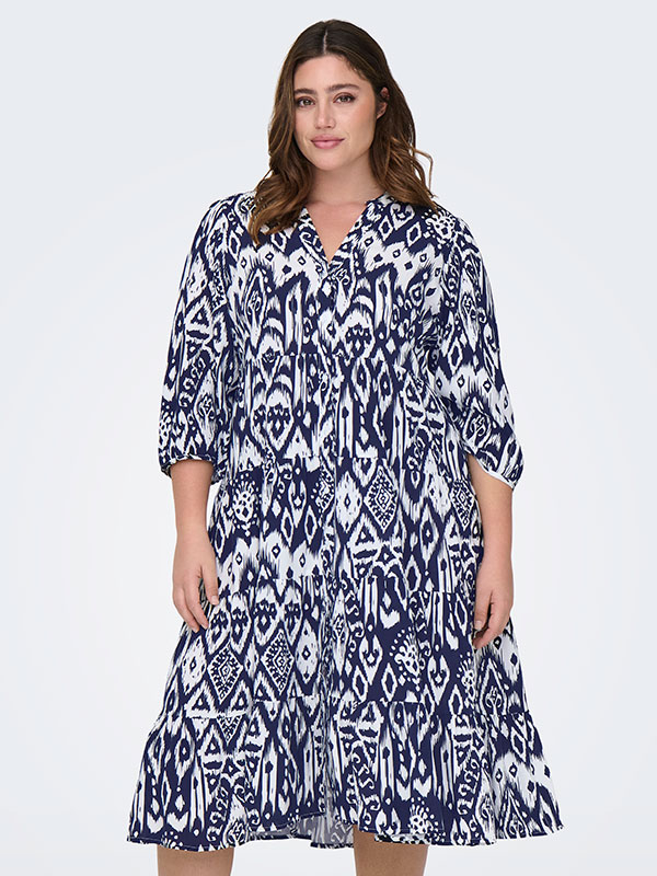 CARMILANA - Plus Size Kjole fra Only Carmakoma