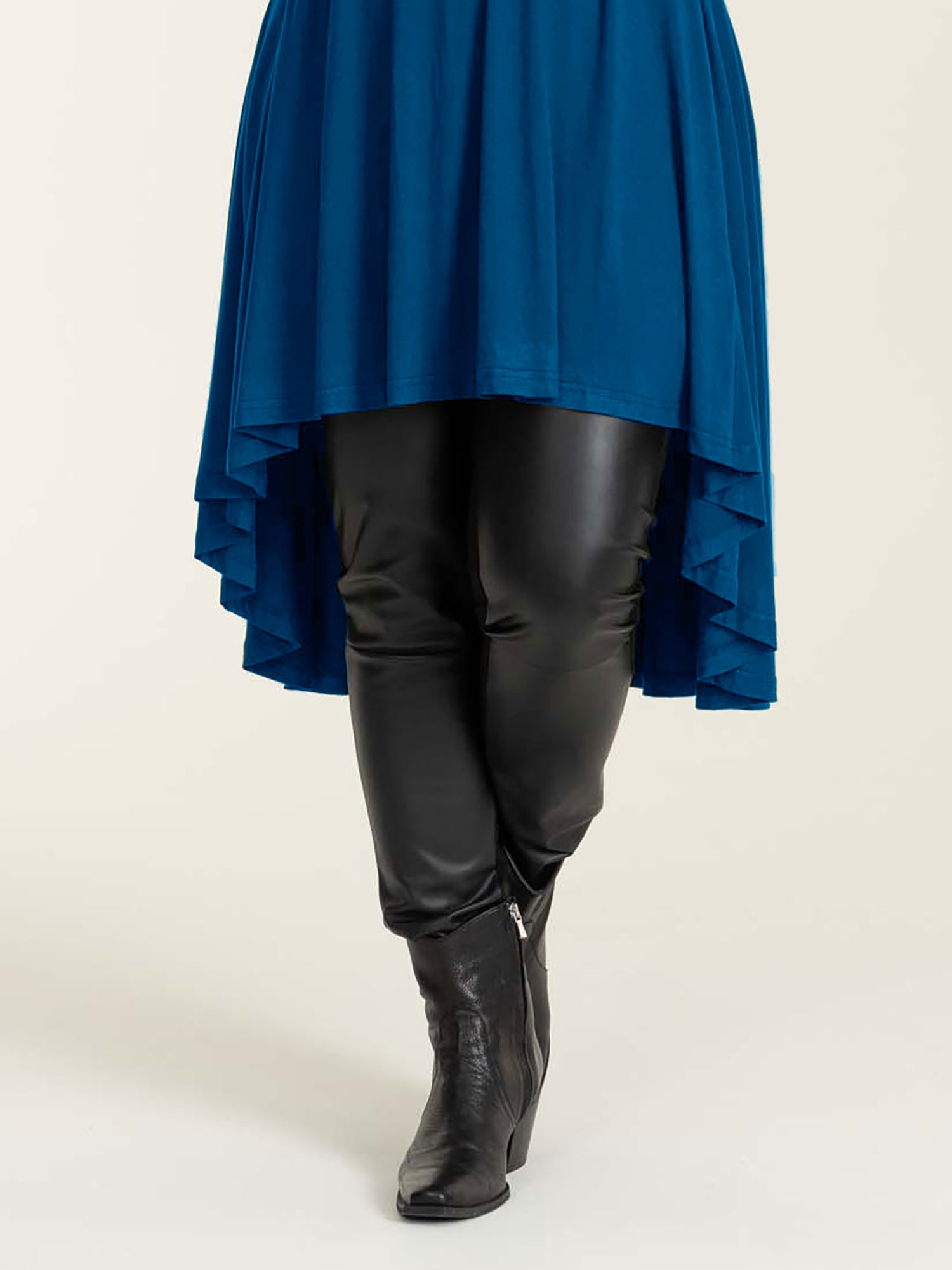 SARA  - Plus Size Bukser fra Studio