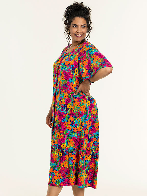 NADINE - Plus Size Kjole fra Studio