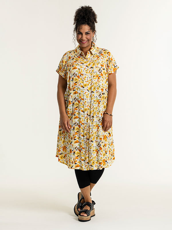 ABELINE - Plus Size Kjole fra Studio