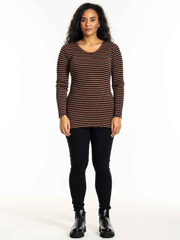 RIB TOP - Plus Size Bluse fra Sandgaard