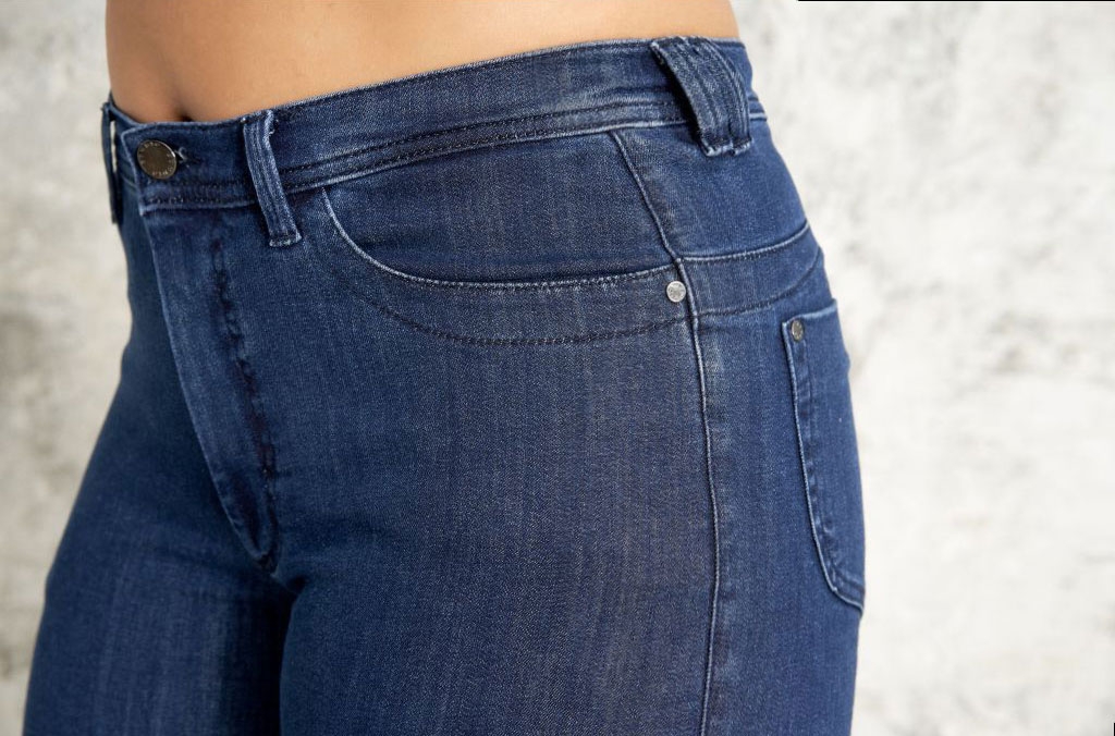 Ashley - Blå denim jeans med lang benlængde fra Studio