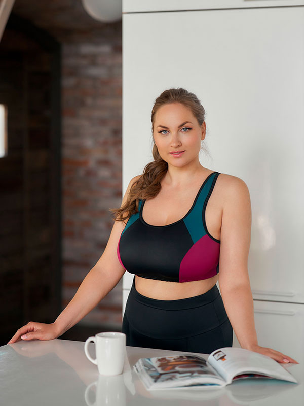 VIVA  - Plus Size Topp fra Plaisir