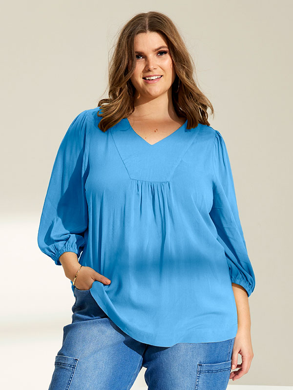 LEONIE - Plus Size Bluse fra Zhenzi