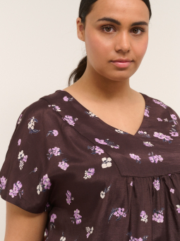 Kaffe Curve Brun bluse med lilla blomster