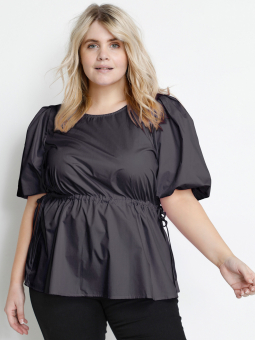 Plus Size Bluse fra Kaffe Curve