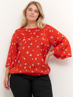 Kaffe Curve OLLY - Rød viskosebluse med blank overflate og print