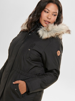 CARIRENA - Plus Size Jakke fra Only Carmakoma
