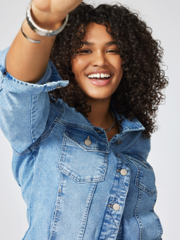 WESPA - Plus Size Jakke fra Only Carmakoma