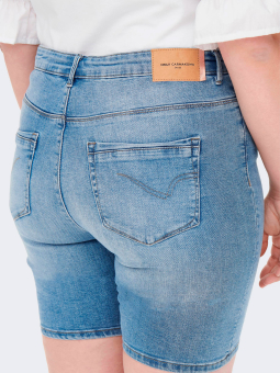 Only Carmakoma Carlaola - Lyseblå denim shorts med stretch