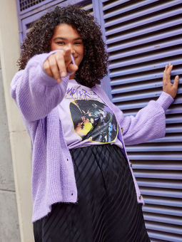 Only Carmakoma BAND LIFE - Lavendel T-skjorte med Prince print