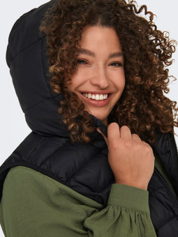 TAHOE HOOD - Plus Size Vest fra Only Carmakoma