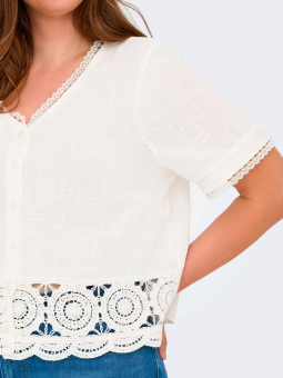 CARNADIA - Plus Size Bluse fra Only Carmakoma