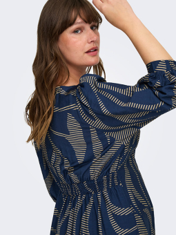 CARFANNIL - Plus Size Kjole fra Only Carmakoma