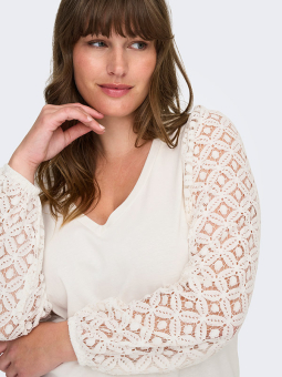 CAREFFIE - Plus Size Bluse fra Only Carmakoma