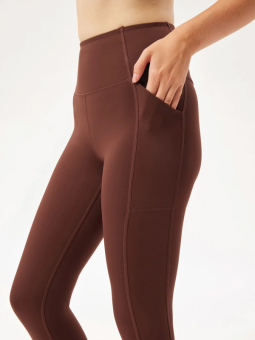 POCKET - Plus Size Trenings tights fra Girlfriend Collective