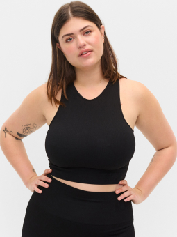 Zizzi Amy - Svart treningstopp med ribbet overflate