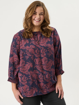 ADRAGNHILD - Plus Size Bluse fra Adia