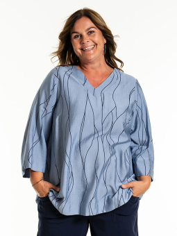 SVANHILDR - Plus Size Bluse fra Gozzip