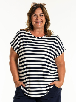 GITTE - Plus Size T-shirt fra Gozzip