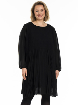 GBENEDIKTE - Plus Size Kjole fra Gozzip