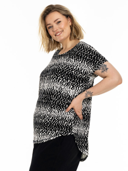GITTE - Plus Size T-shirt fra Gozzip