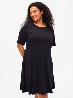 POLLY - Plus Size Kjole fra Zizzi