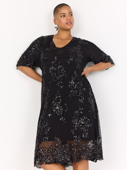 WA-SUNN - Plus Size Kjole fra Wasabi Concept