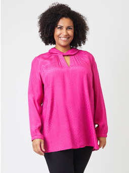 Plus Size Bluse fra Adia