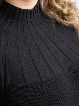 MAURA - Plus Size Genser fra Adia