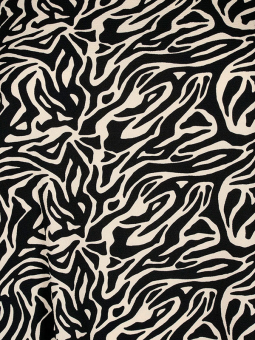 Zizzi Lys kjole med svart zebra print