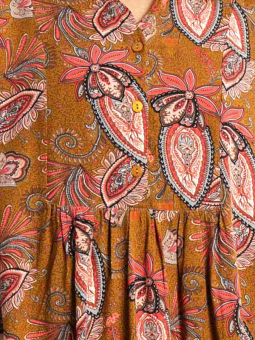 Gozzip ELLY - Bronzefarget tunika med paisley print