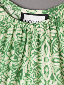 BEATA - Plus Size Topp fra Gozzip