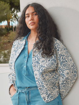 CARHALLIE - Plus Size Jakke fra Only Carmakoma