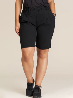 Plus Size Shorts fra Studio