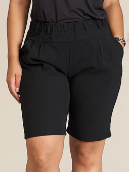 Plus Size Shorts fra Studio
