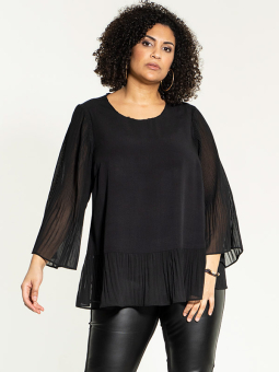 Studio HENNA - Svart bluse med  chiffongplissé