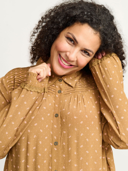 Plus Size Skjorte fra Adia