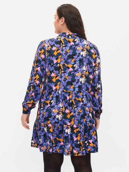 Zizzi lilla viskosetunika med fine blomster
