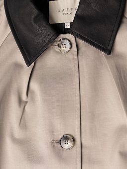 KCSANNA - Plus Size Frakk fra Kaffe Curve